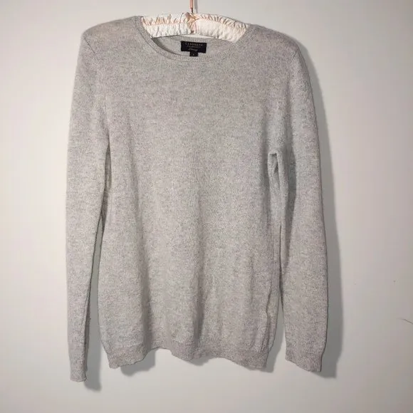 Charter Club Luxury 100% Cashmer Crew Neck Long Sleeve Sweater Size S Grey