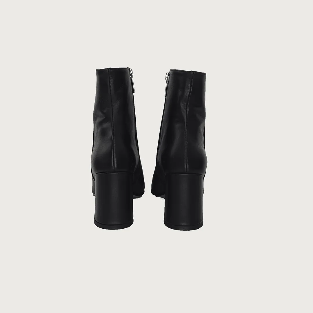 GAIA BLACK LEATHER