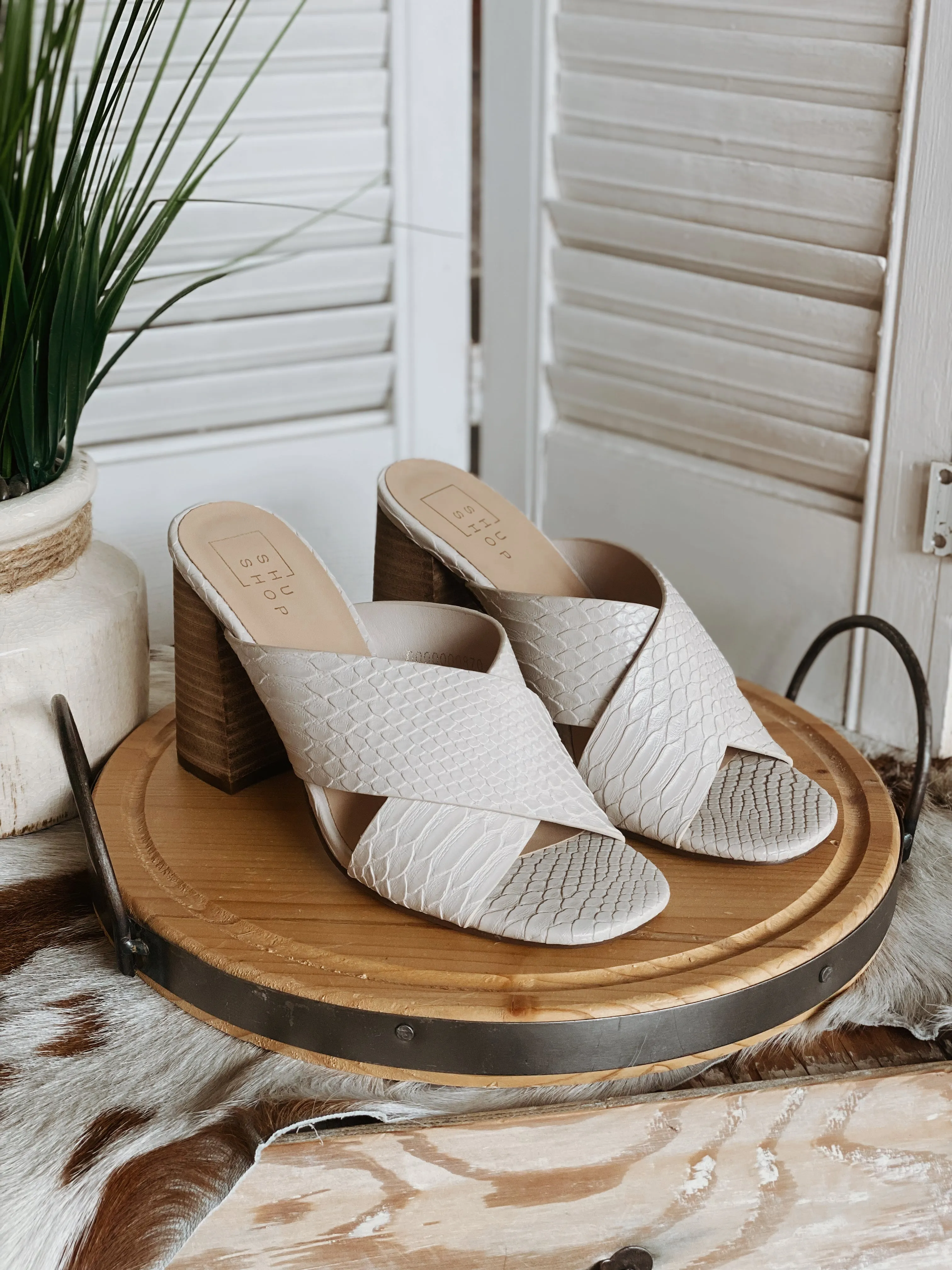 GOYA HEELED SANDAL