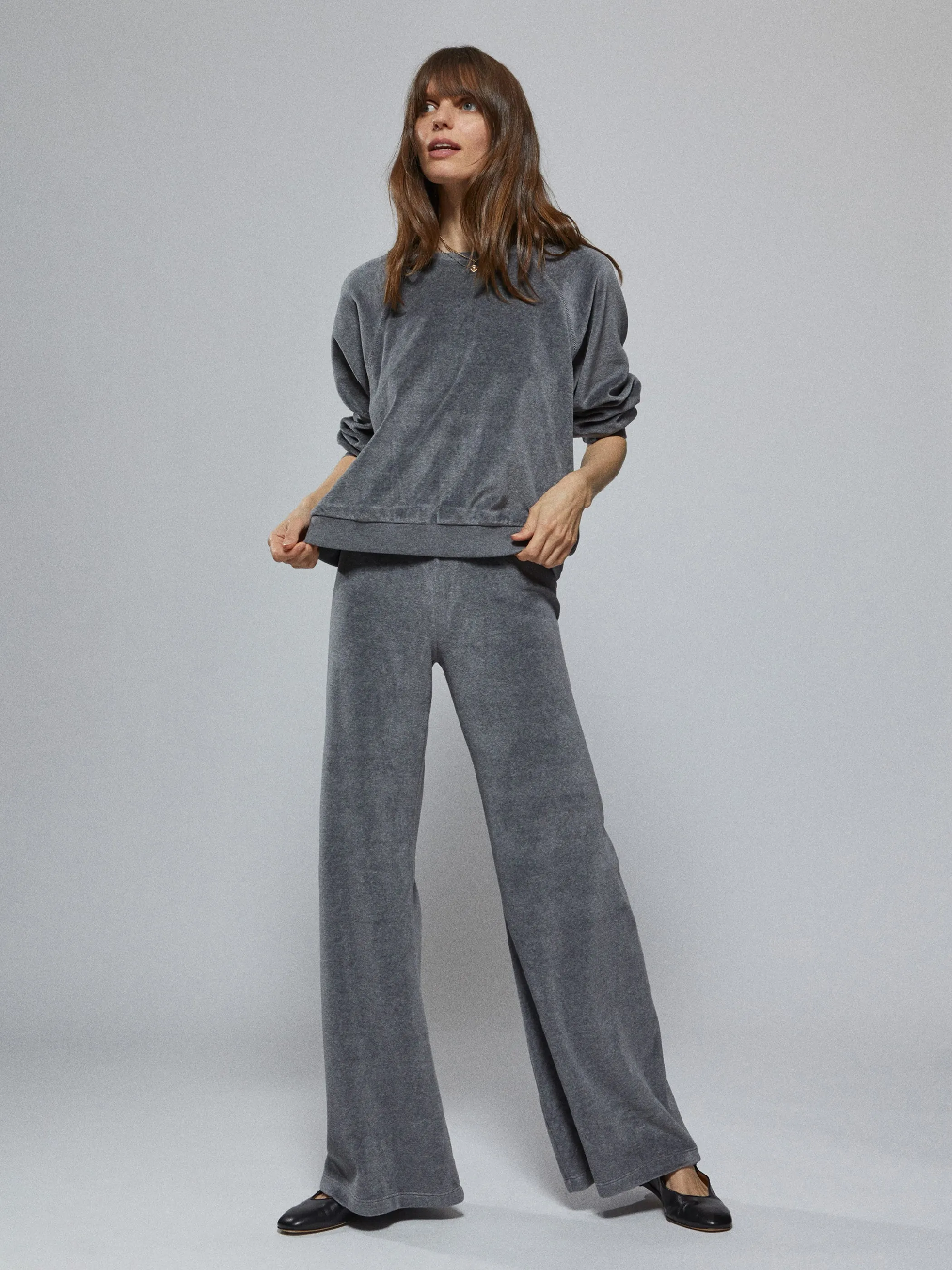 The Samos Oversized Sweatshirt in Velour