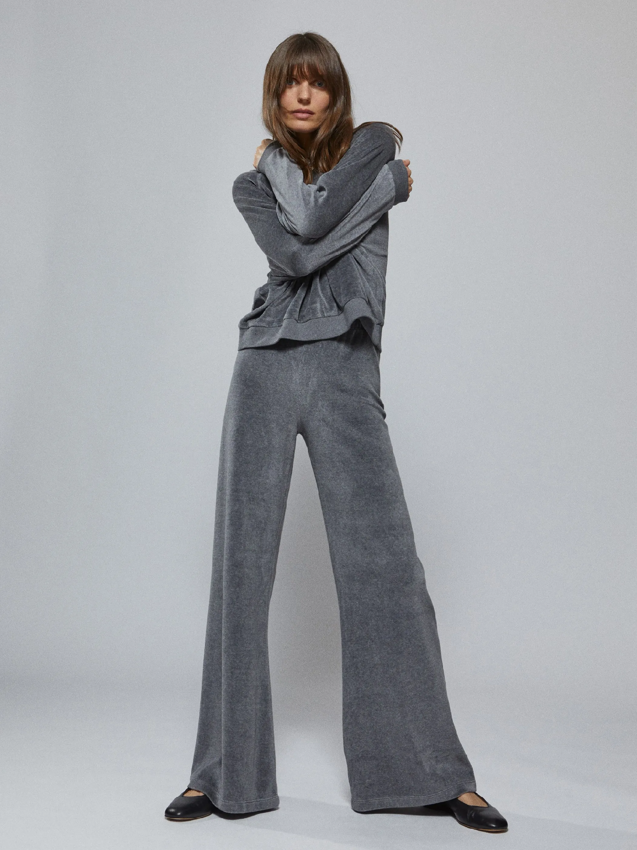 The Samos Oversized Sweatshirt in Velour